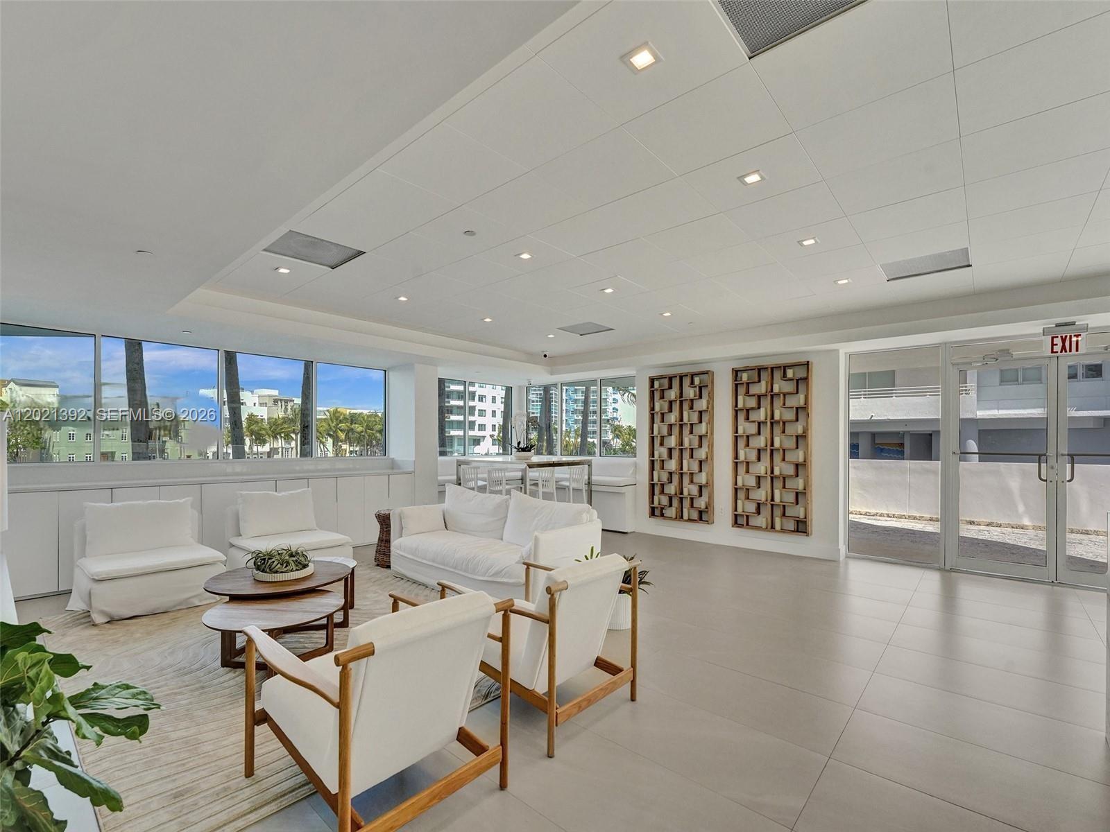 5900 Collins Ave #408 Miami Beach, FL 33140