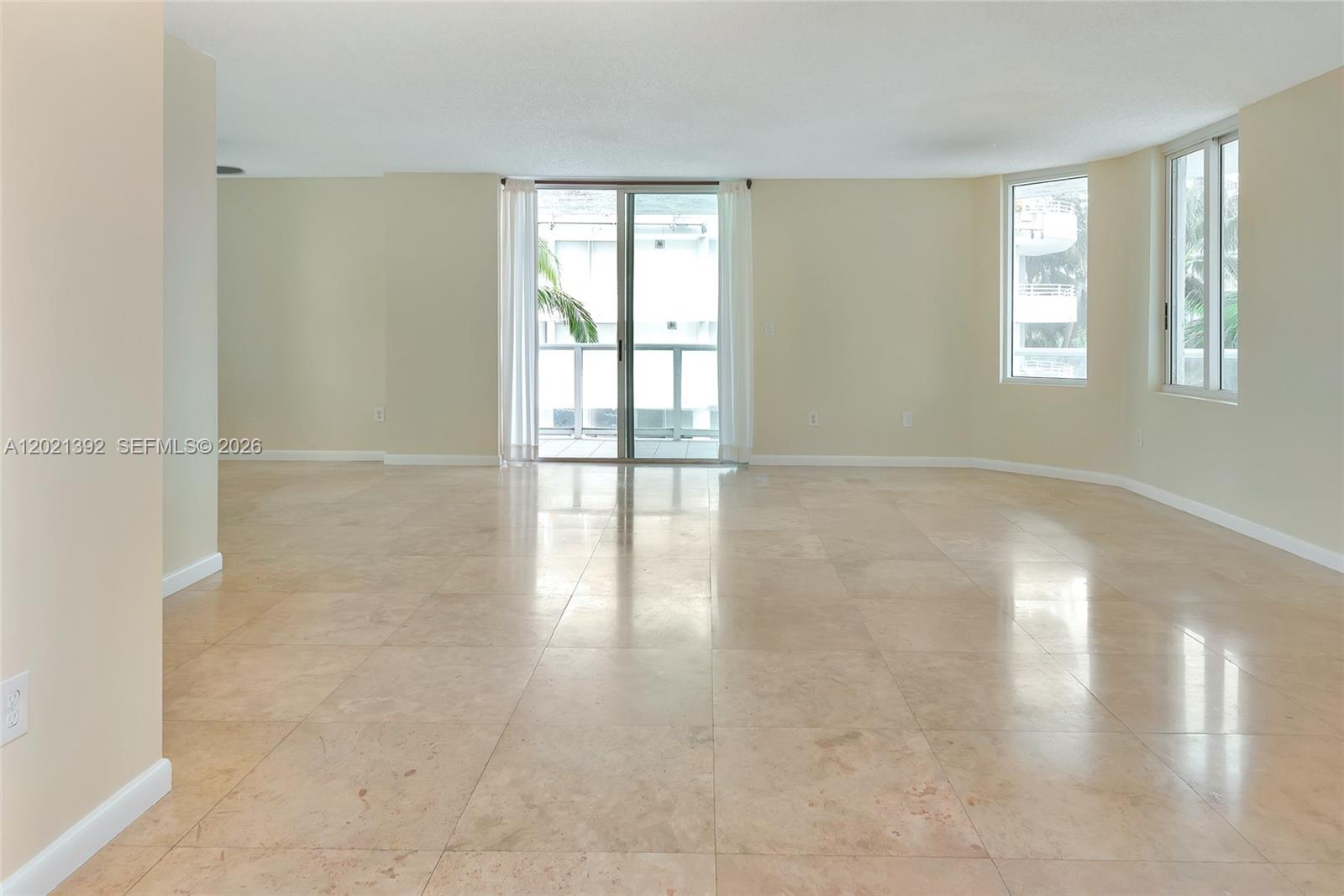 5900 Collins Ave #408 Miami Beach, FL 33140