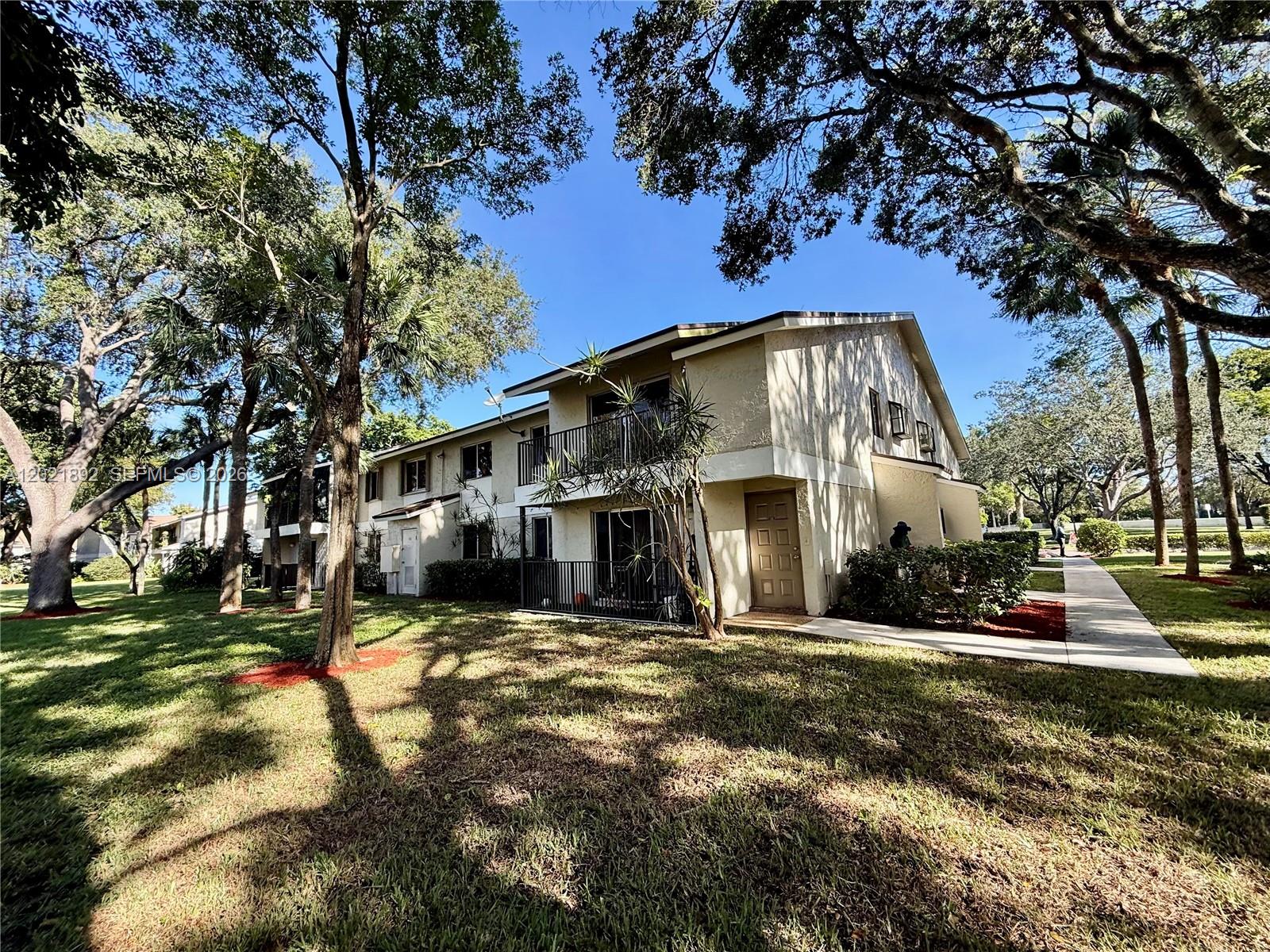 110 Gardens Dr #203