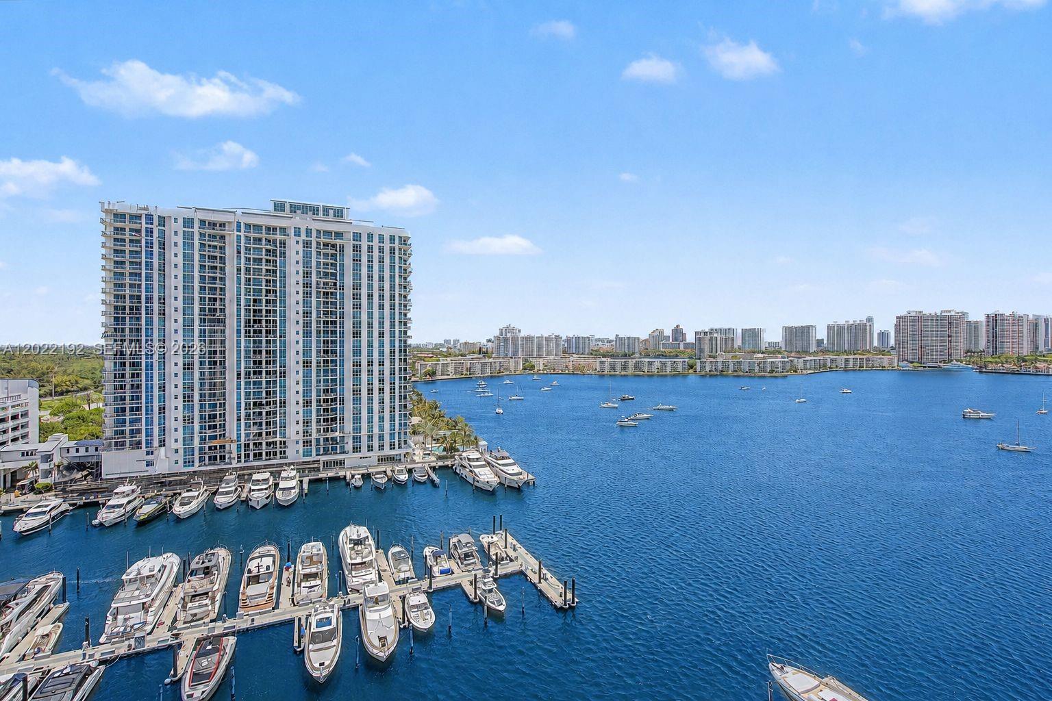 image Marina Palms Residences10