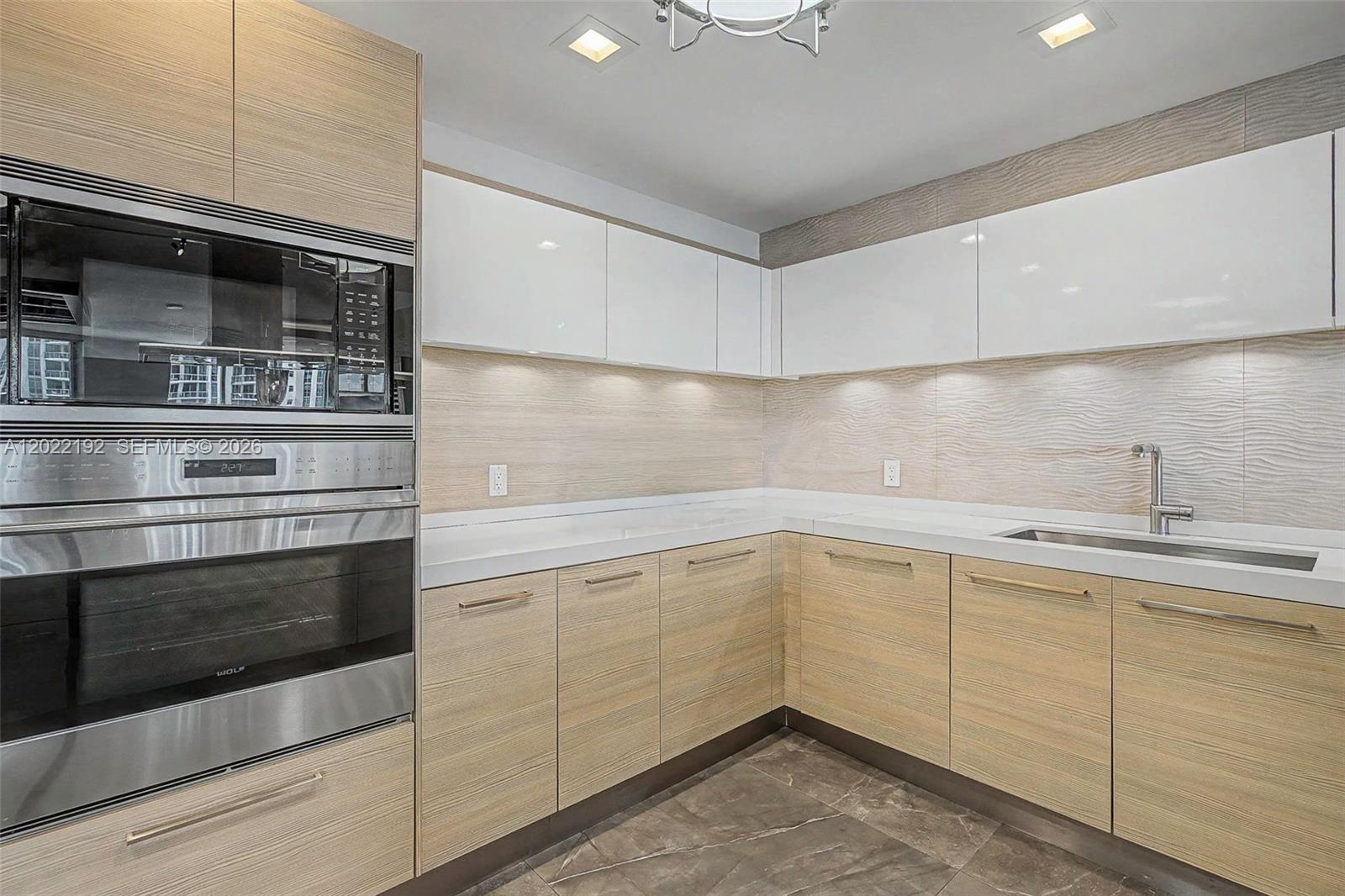 image Marina Palms Residences12