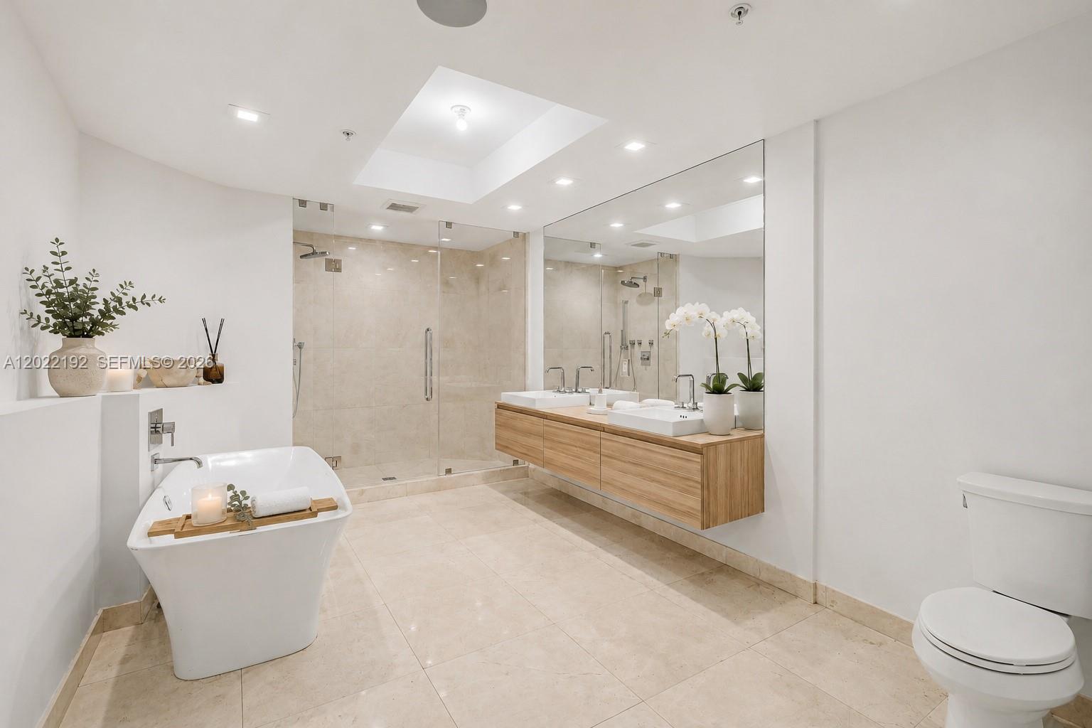 image Marina Palms Residences6