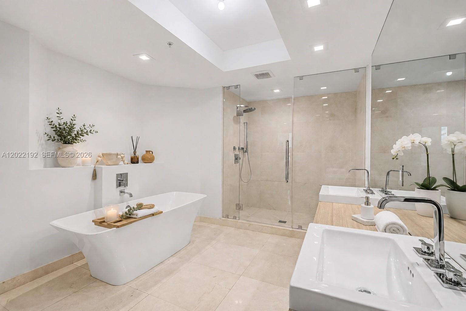 image Marina Palms Residences8
