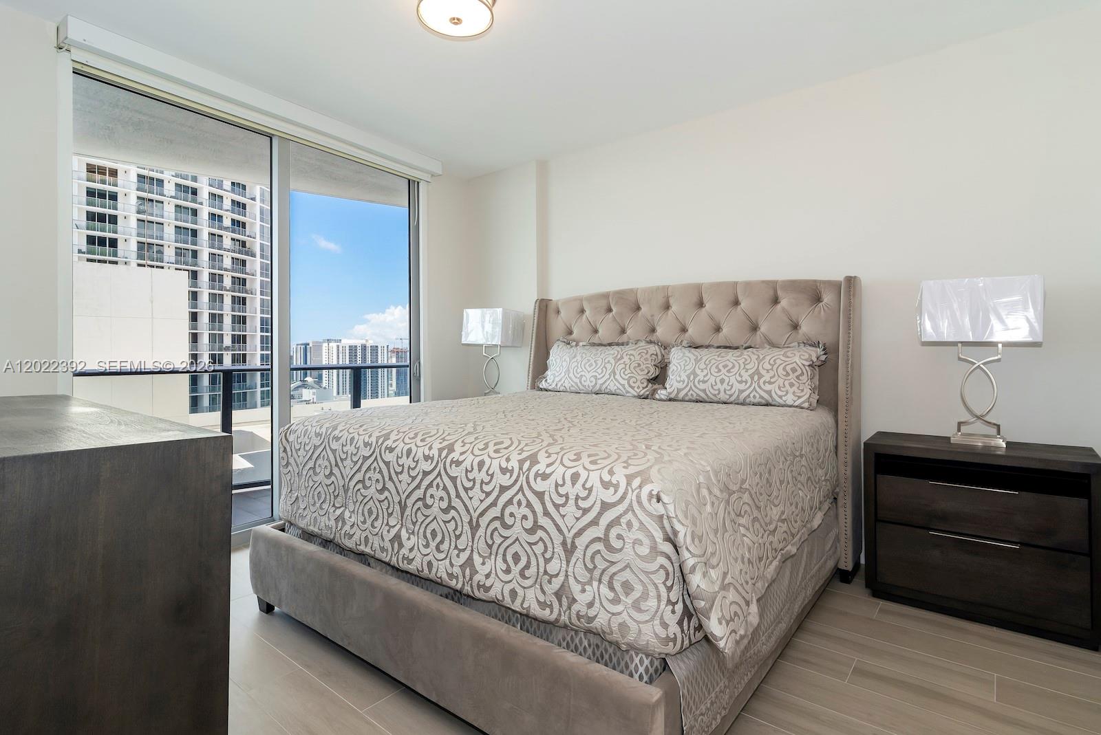 image Aria on the Bay15