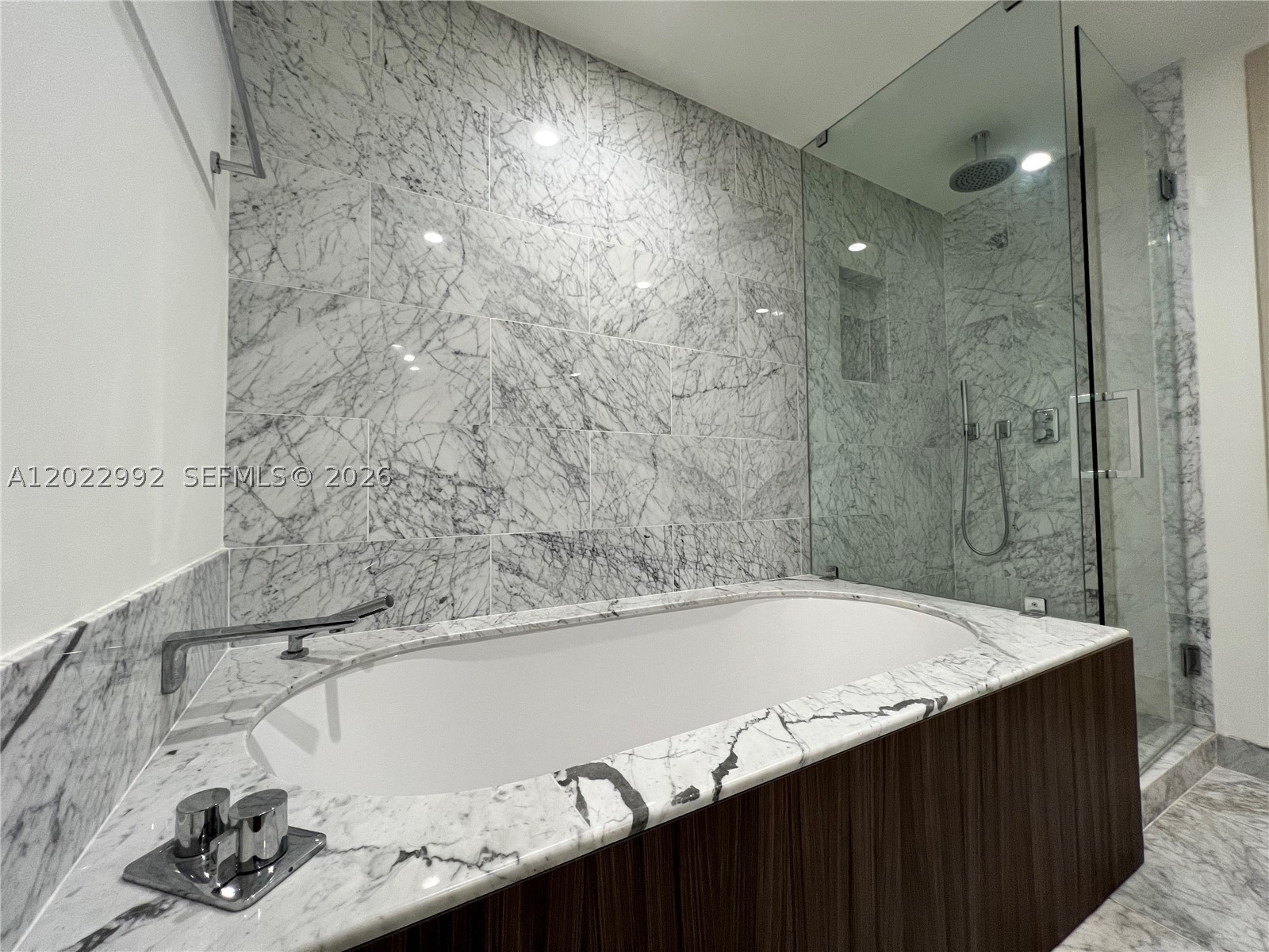 image Brickell Flatiron14