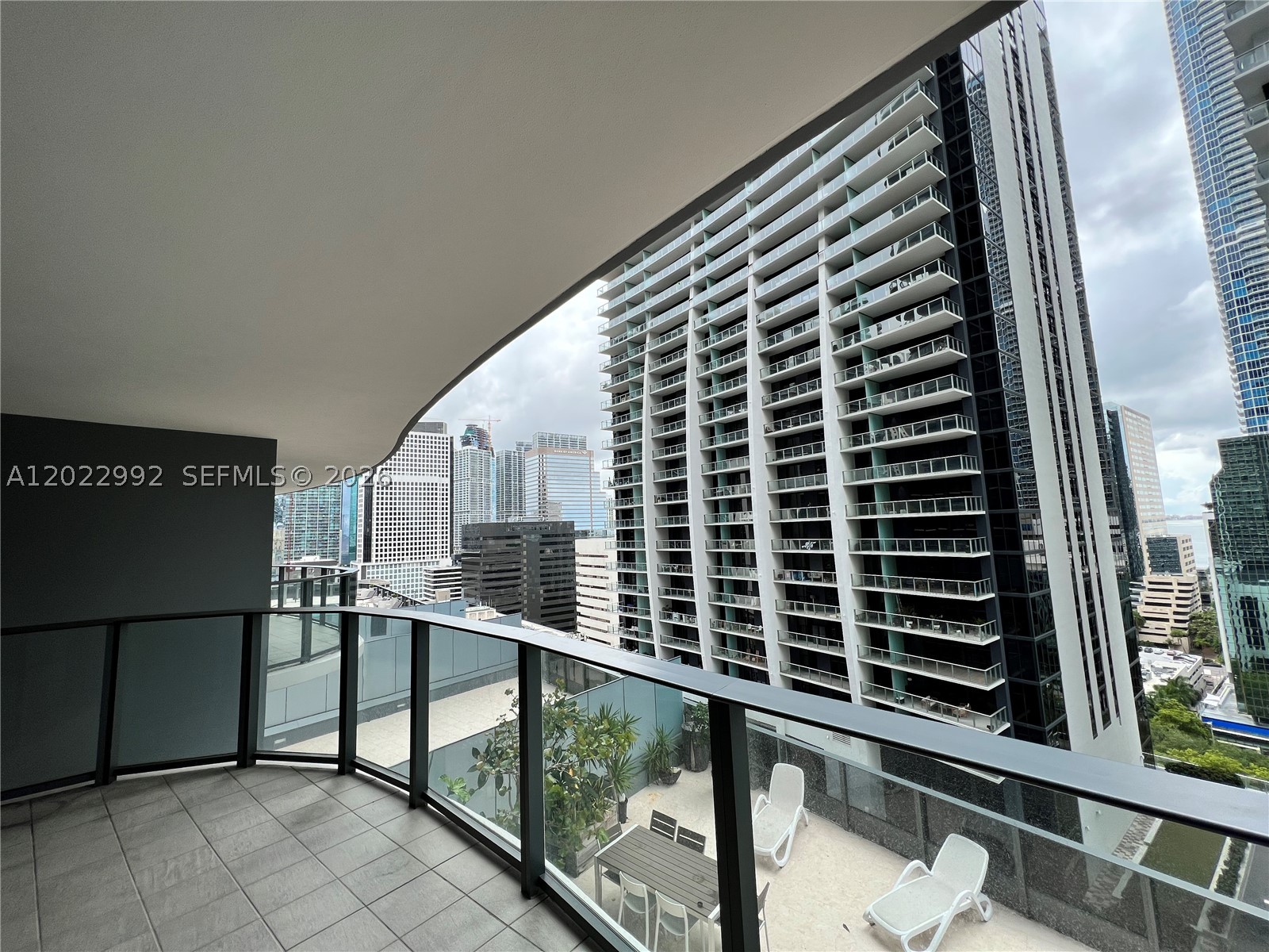 image Brickell Flatiron19