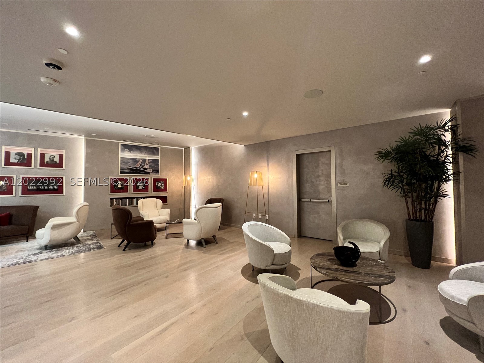 image Brickell Flatiron32
