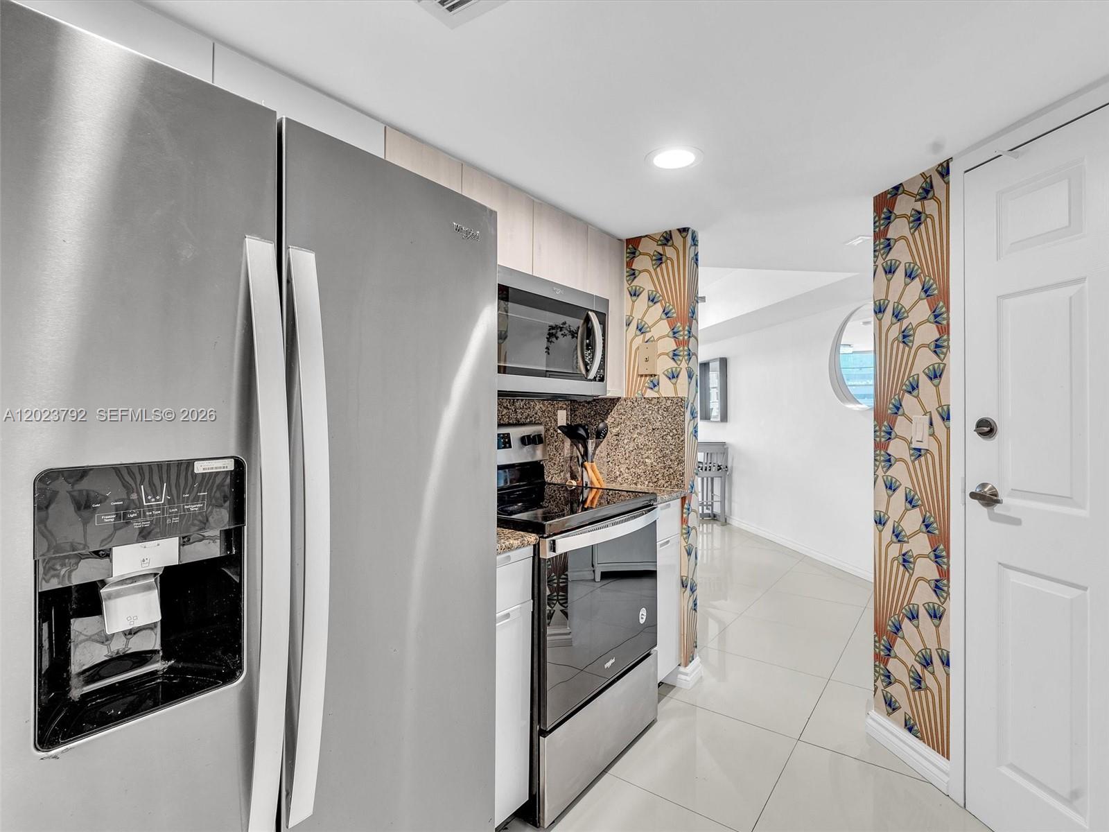 825 Brickell Bay Dr #2048 Miami, FL 33131