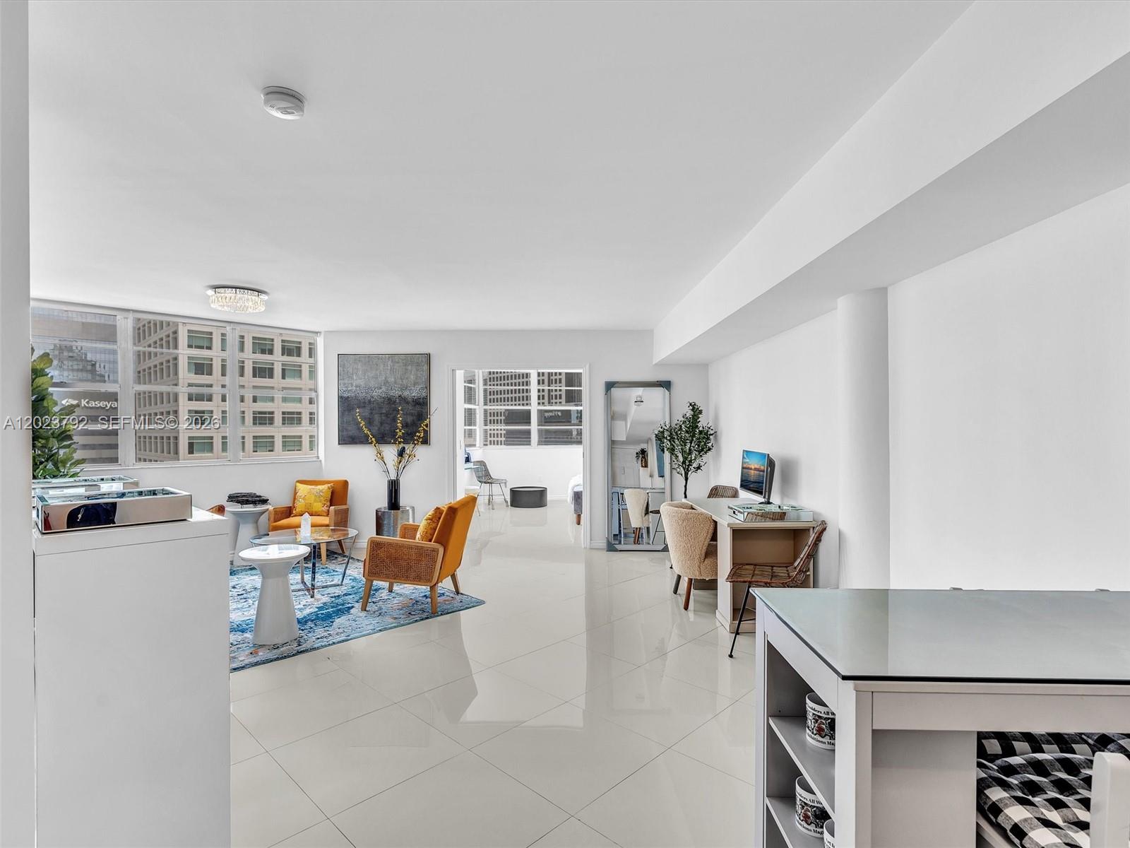 825 Brickell Bay Dr #2048 Miami, FL 33131