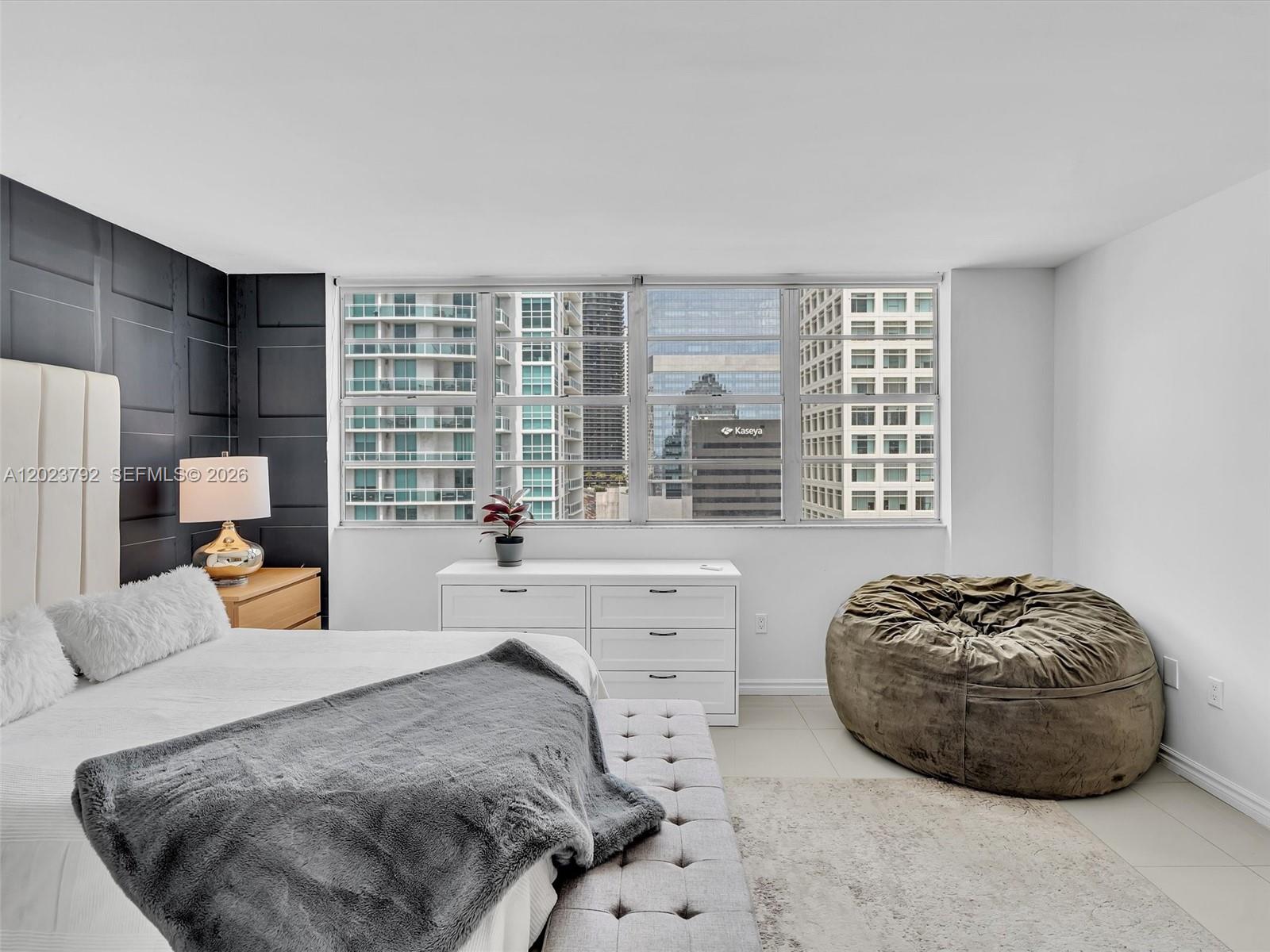 825 Brickell Bay Dr #2048 Miami, FL 33131
