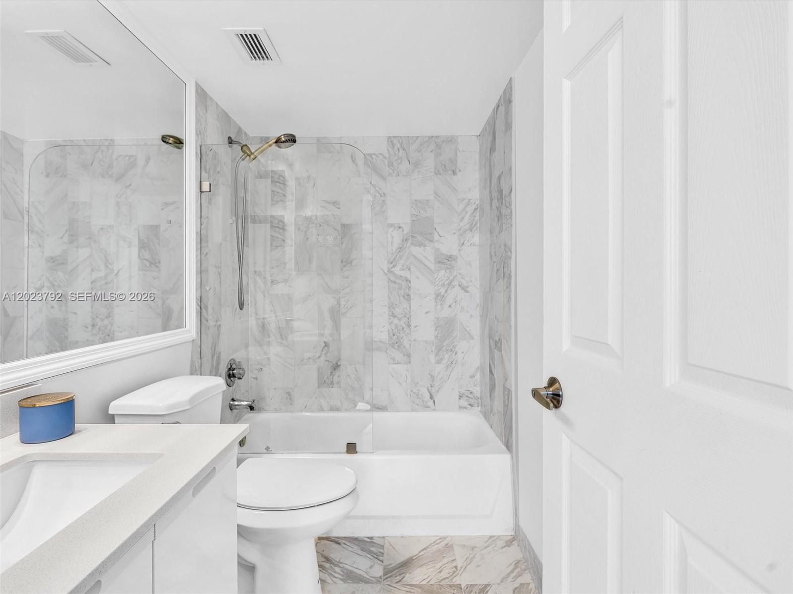 825 Brickell Bay Dr #2048 Miami, FL 33131