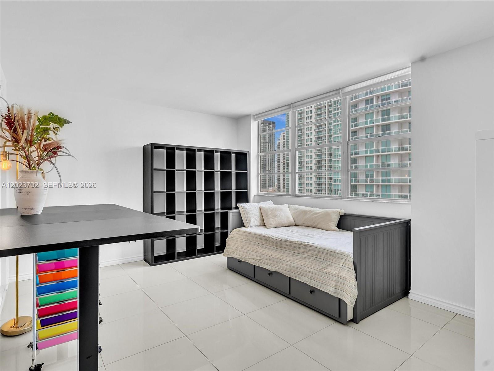 825 Brickell Bay Dr #2048 Miami, FL 33131