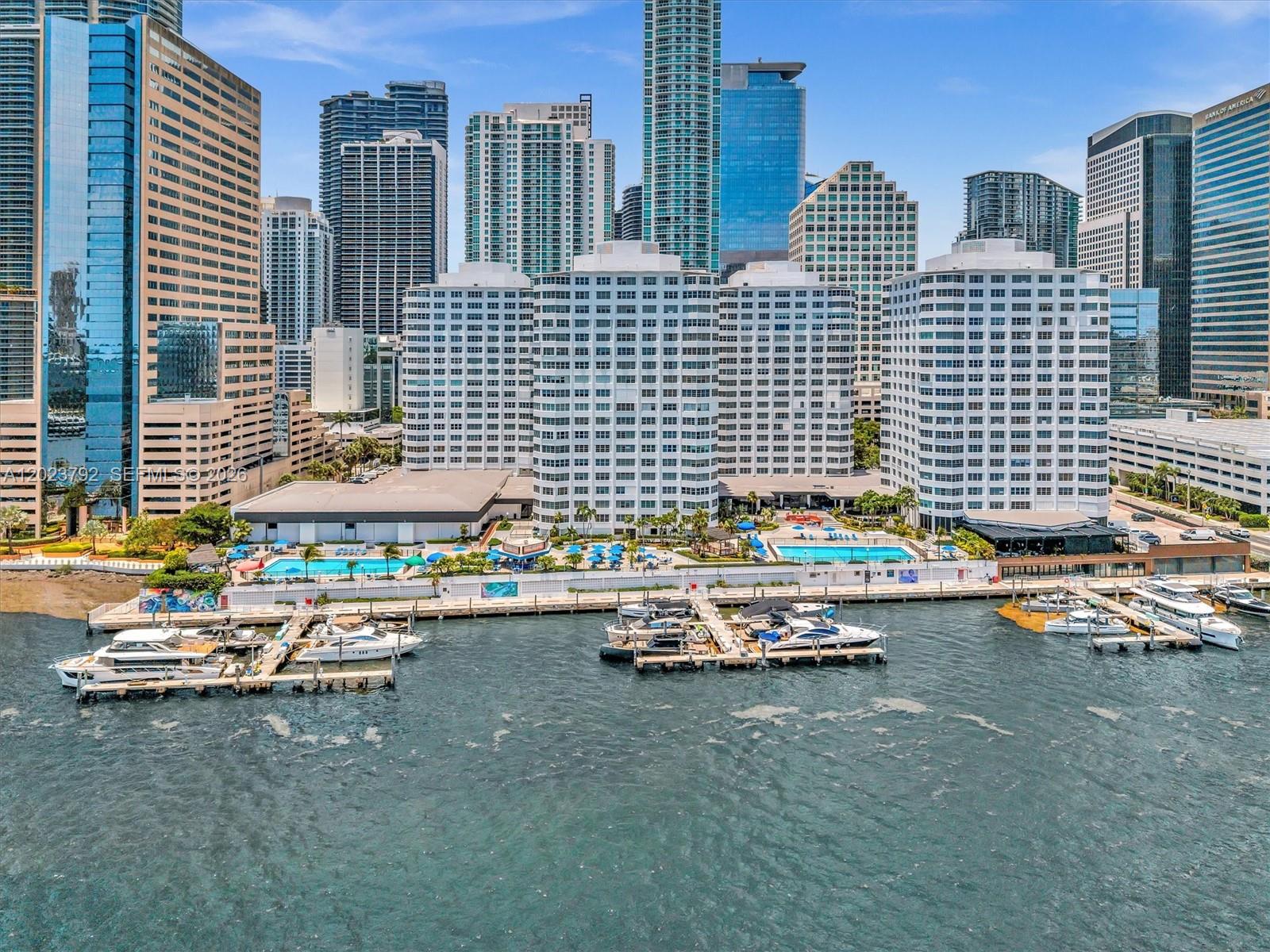 825 Brickell Bay Dr #2048 Miami, FL 33131