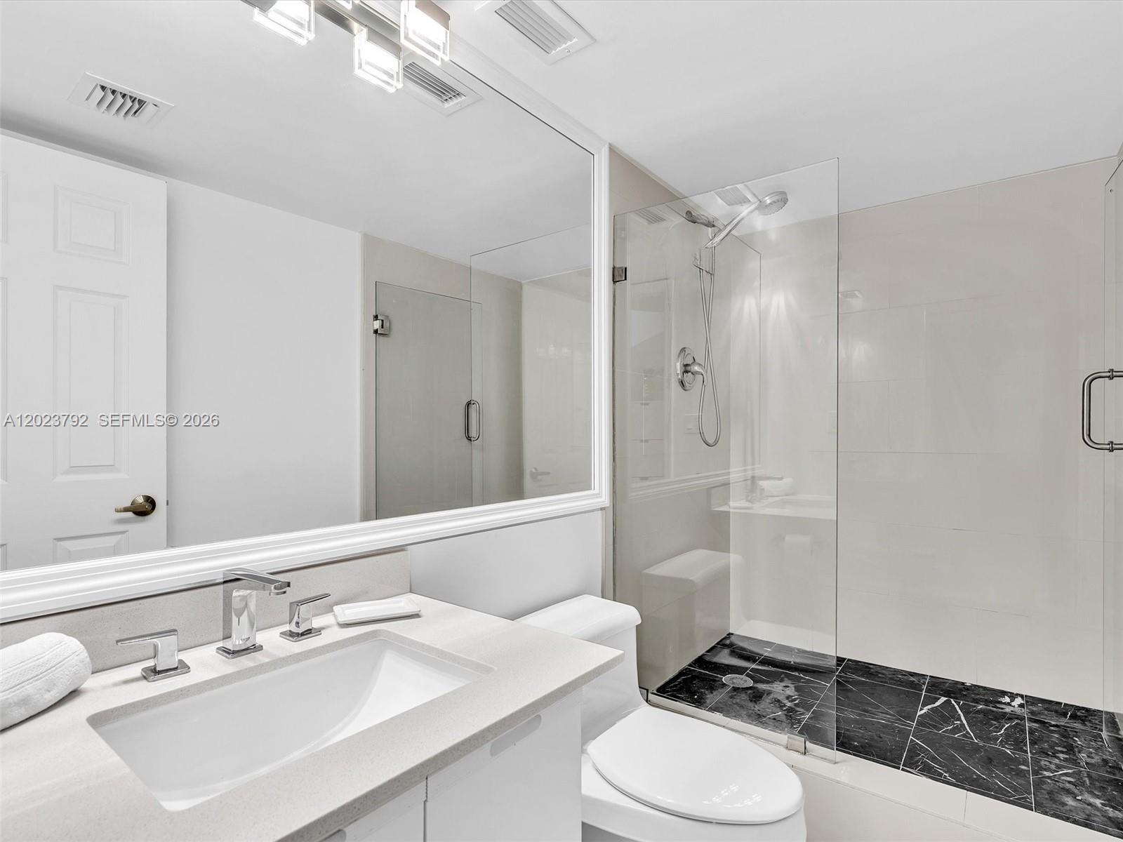 825 Brickell Bay Dr #2048 Miami, FL 33131