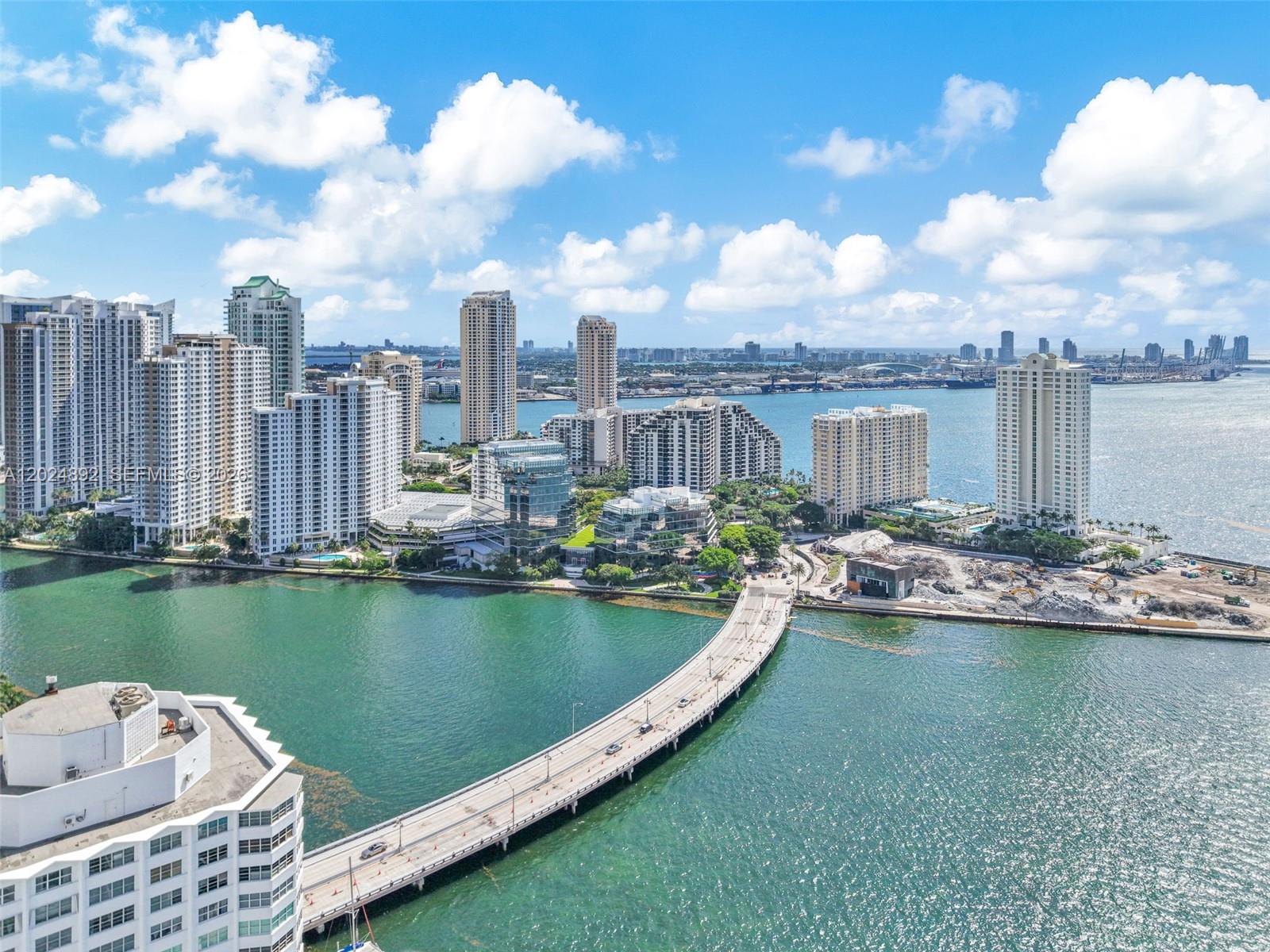 image The Plaza on Brickell East0