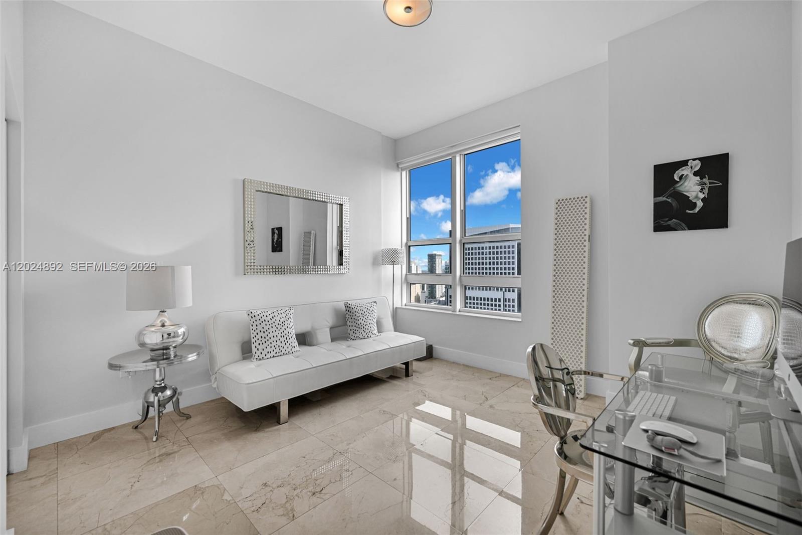 950 Brickell Bay Dr #4204 Miami, FL 33131