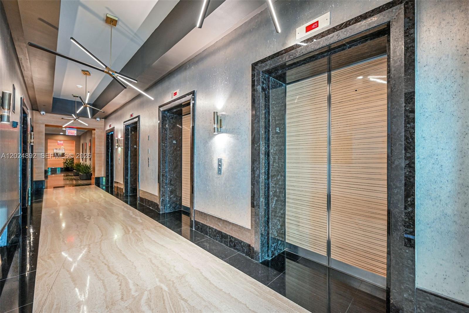 950 Brickell Bay Dr #4204 Miami, FL 33131
