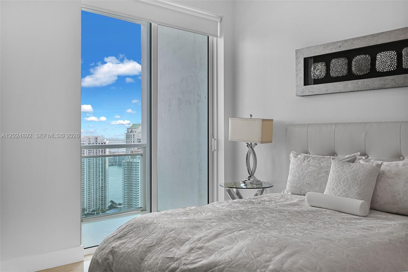 950 Brickell Bay Dr #4204 Miami, FL 33131