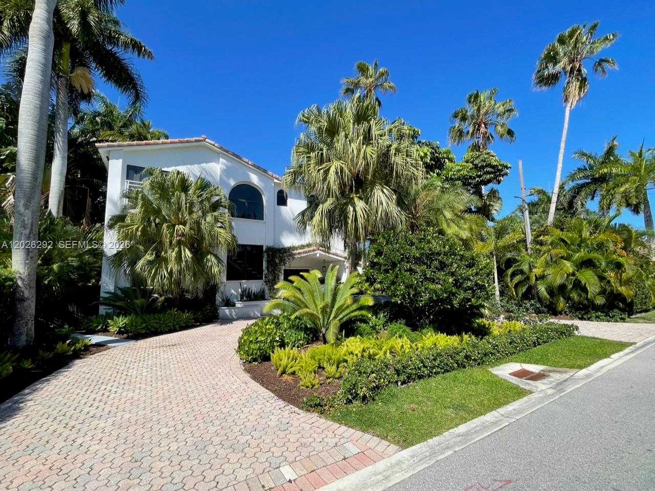 1443 W 21st St Miami Beach, FL 33140