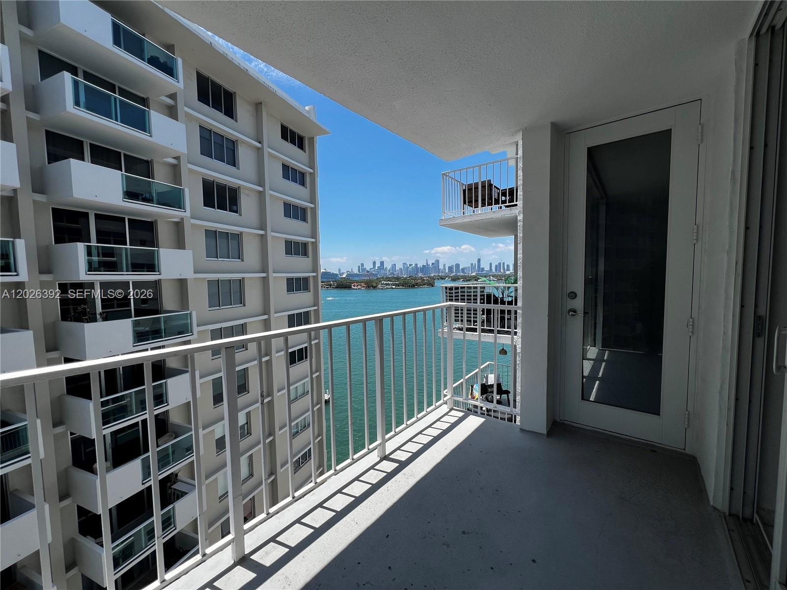 1228 West Ave #1114