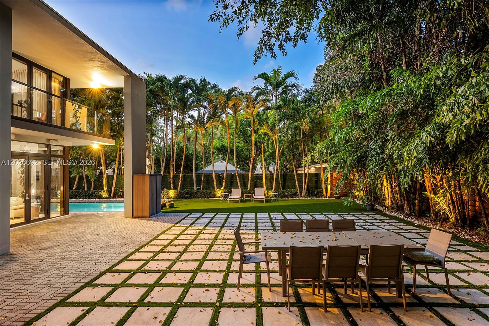 7621 SW 59th Ct South Miami, FL 33143
