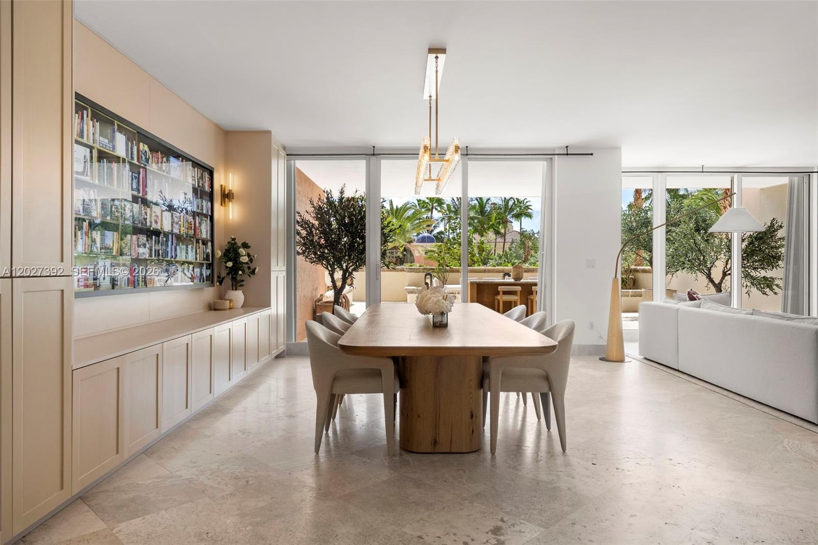 785 Crandon Blvd #205/305 Key Biscayne, FL 33149