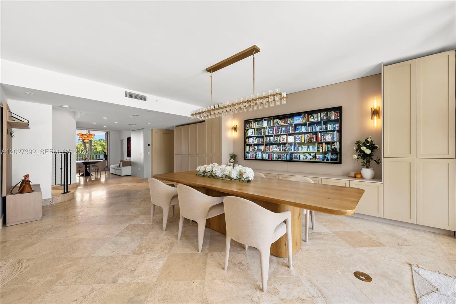 785 Crandon Blvd #205/305 Key Biscayne, FL 33149