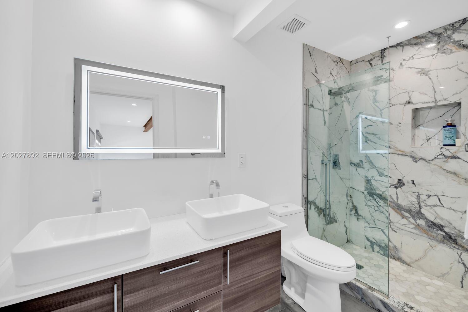 901 NE 82nd Ter Miami, FL 33138