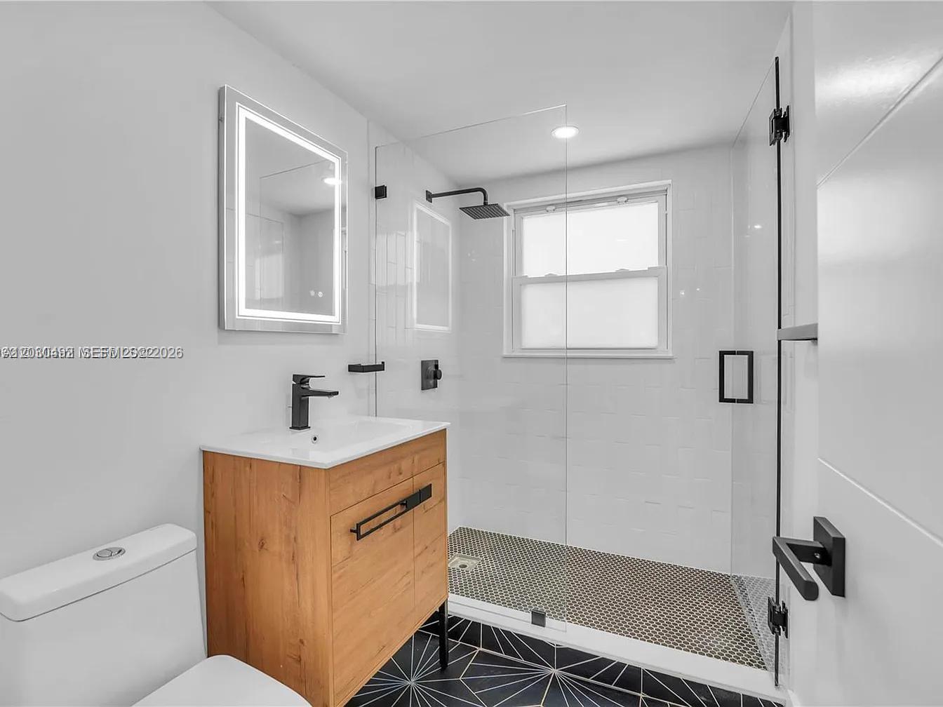 1905 Alamanda Dr North Miami, FL 33181