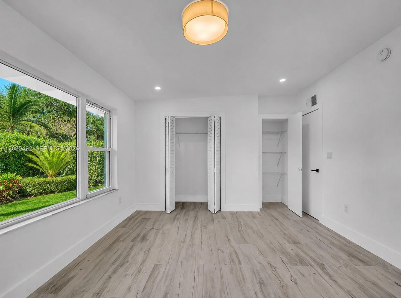 1905 Alamanda Dr North Miami, FL 33181