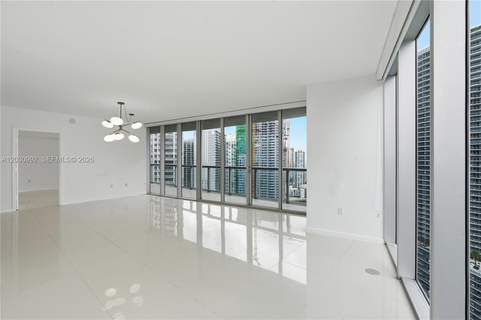 465 Brickell Ave #3202 Miami, FL 33131