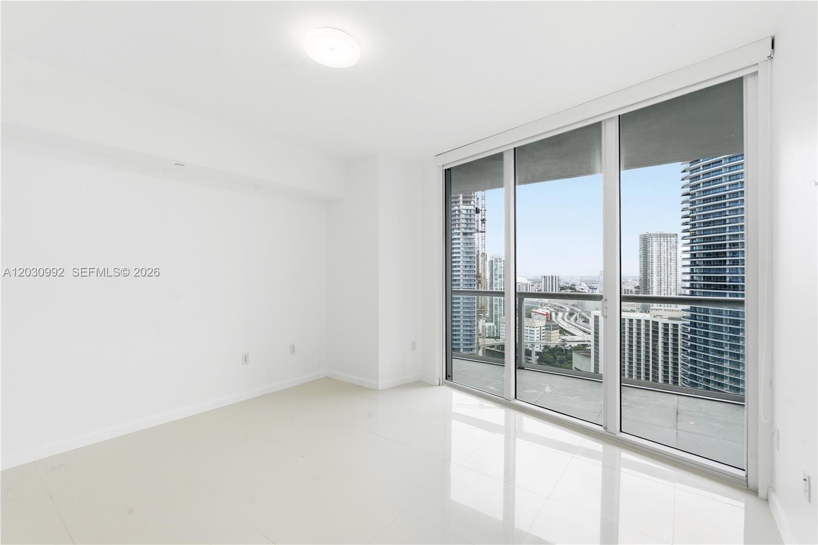 465 Brickell Ave #3202 Miami, FL 33131