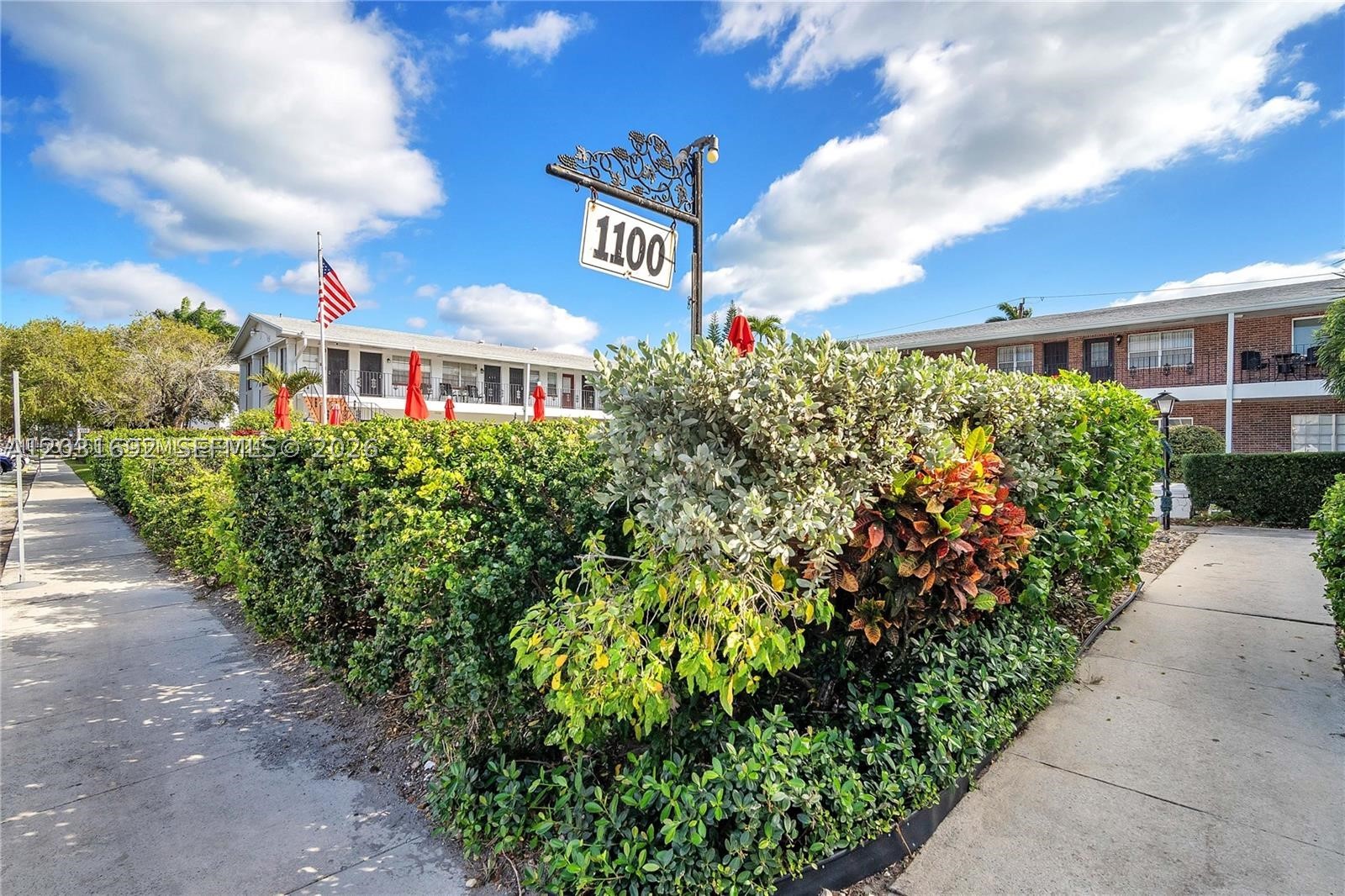 1100 Atlantic Shores Blvd #402
