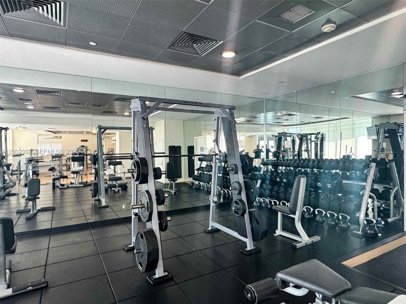1331 Brickell Bay Dr #1504 Miami, FL 33131