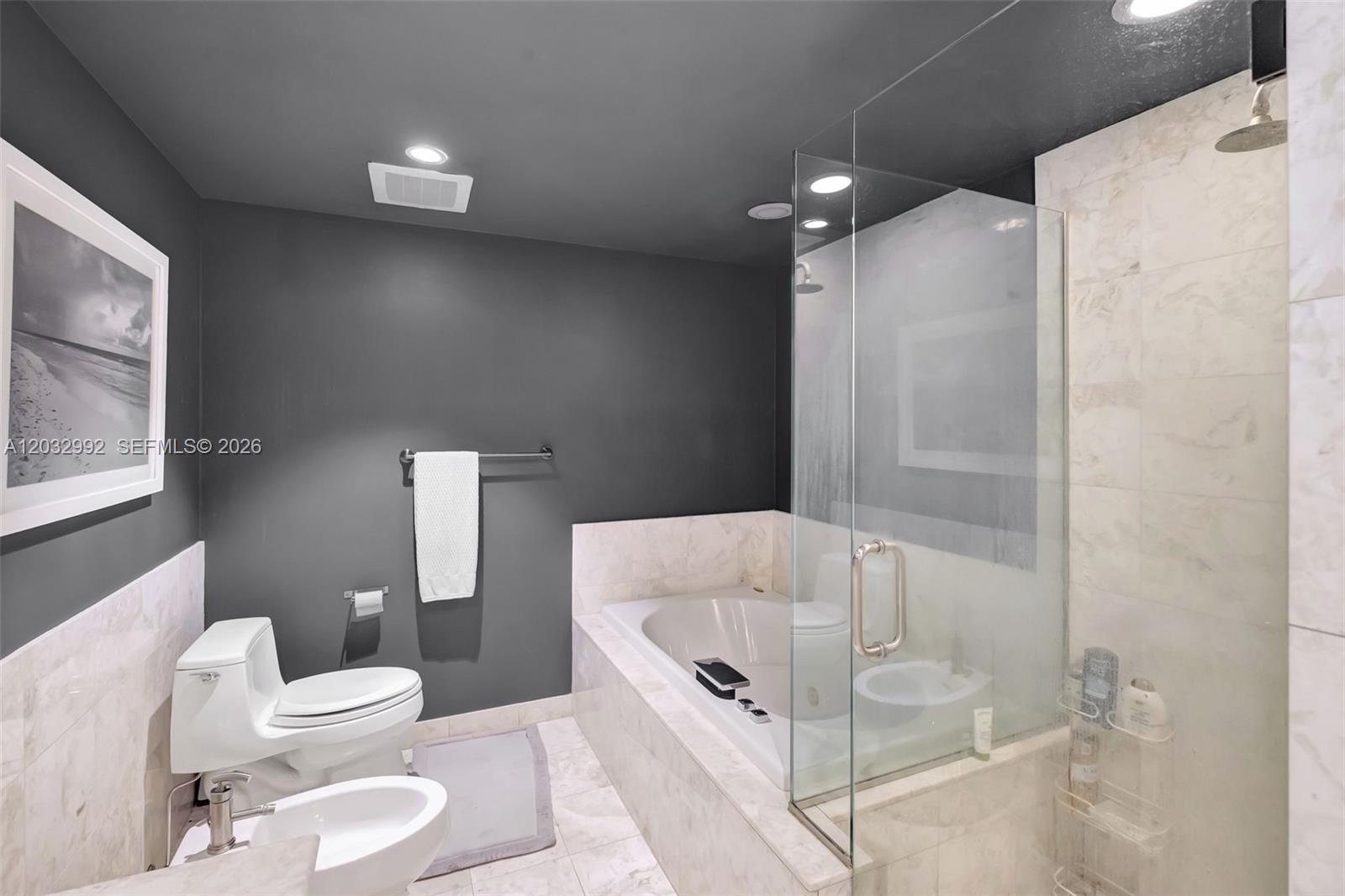 1331 Brickell Bay Dr #1504 Miami, FL 33131