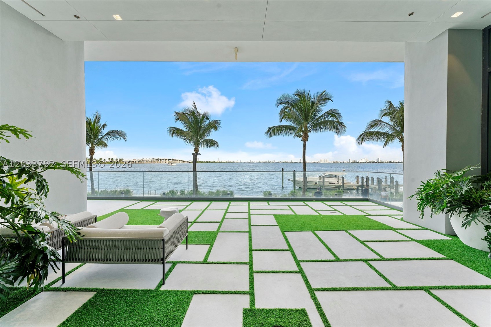 image One Paraiso50