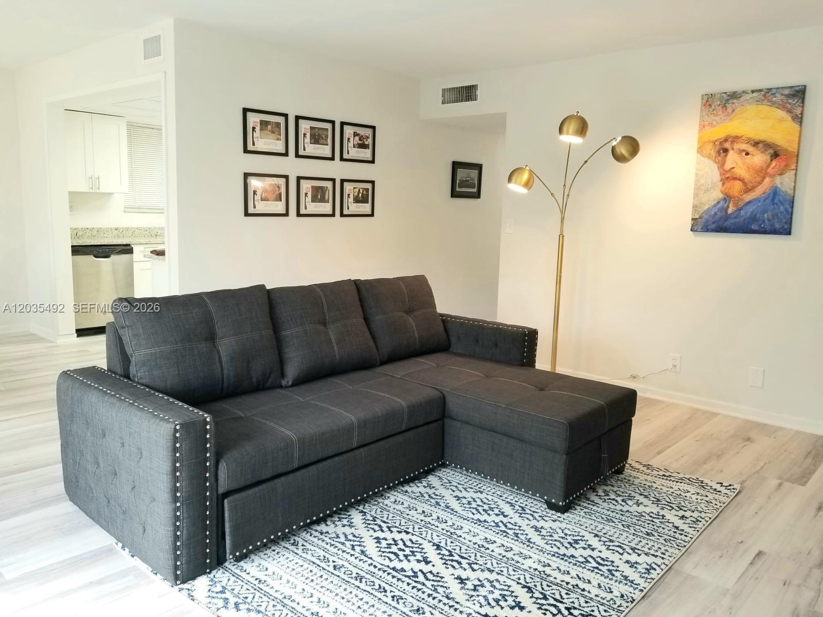 1601 Bay #7