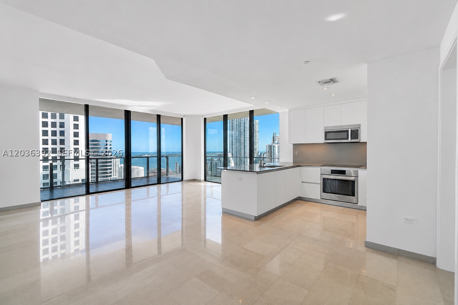 image Reach Brickell City Centre3