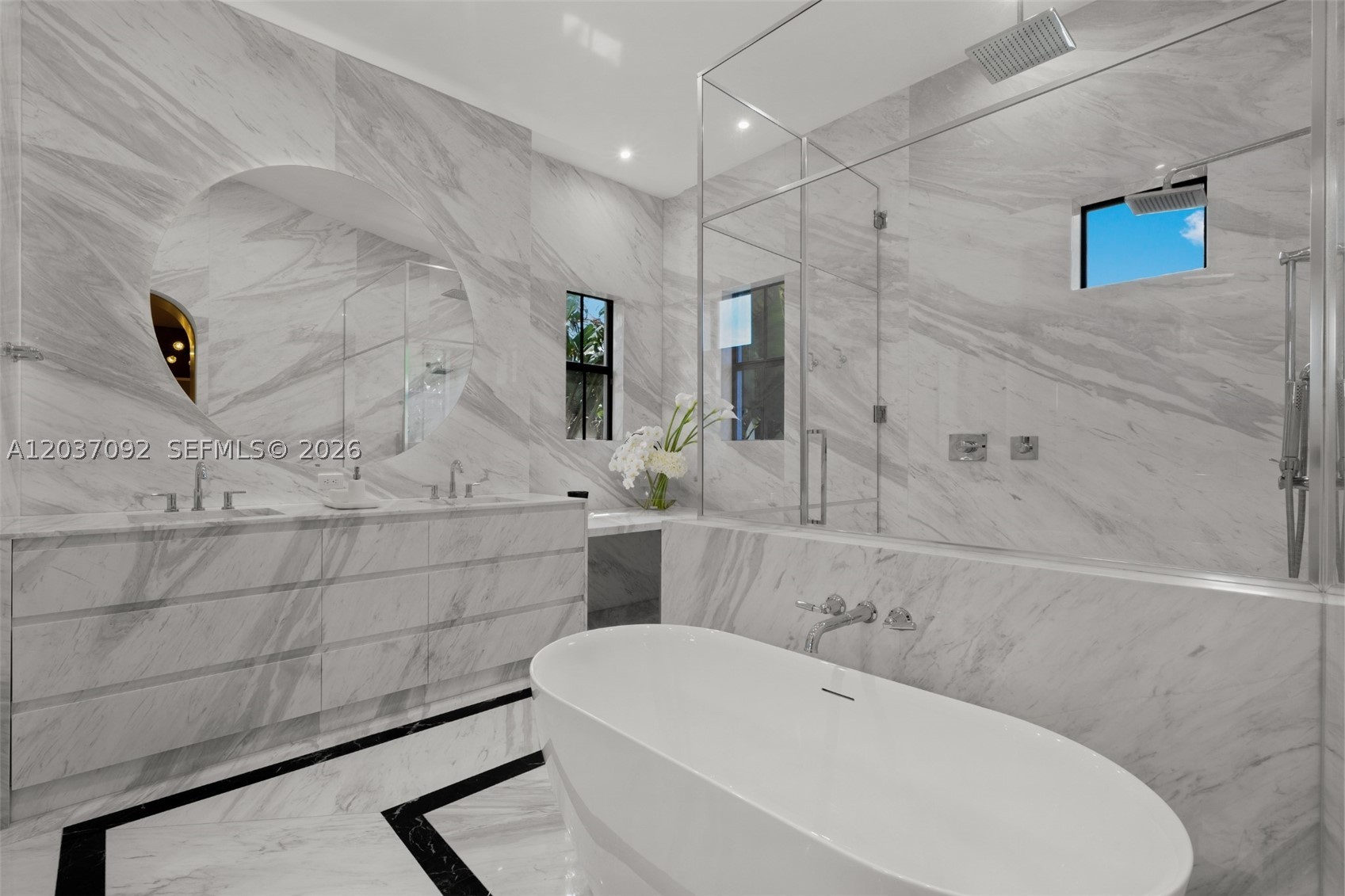 1803 S Bayshore Ln Miami, FL 33133