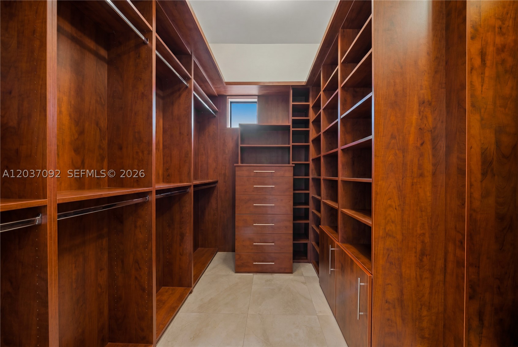 1803 S Bayshore Ln Miami, FL 33133