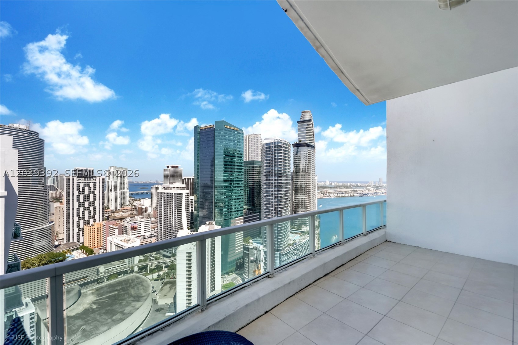 image Brickell on the River South3