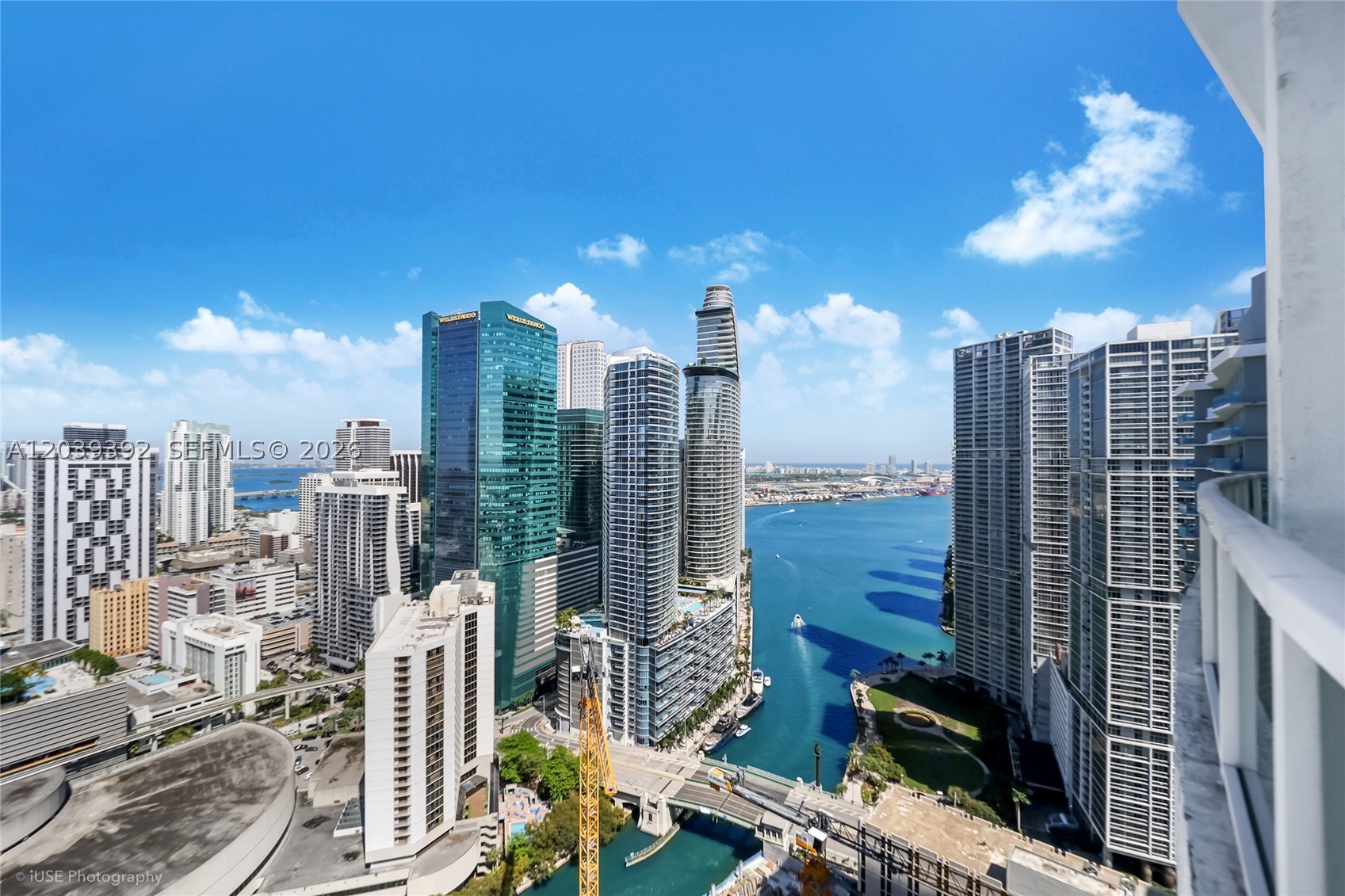 image Brickell on the River South4