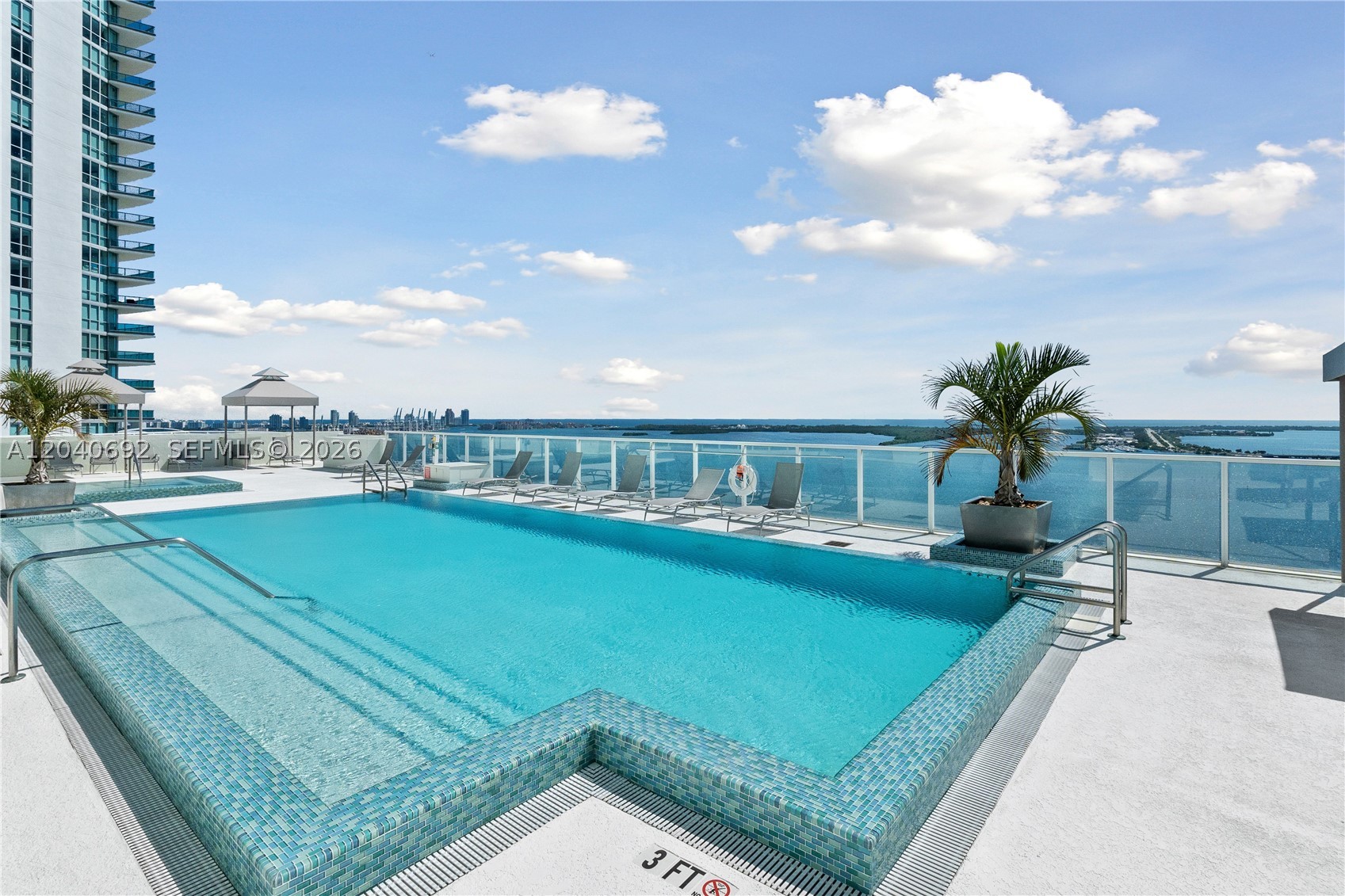 image Emerald at Brickell20