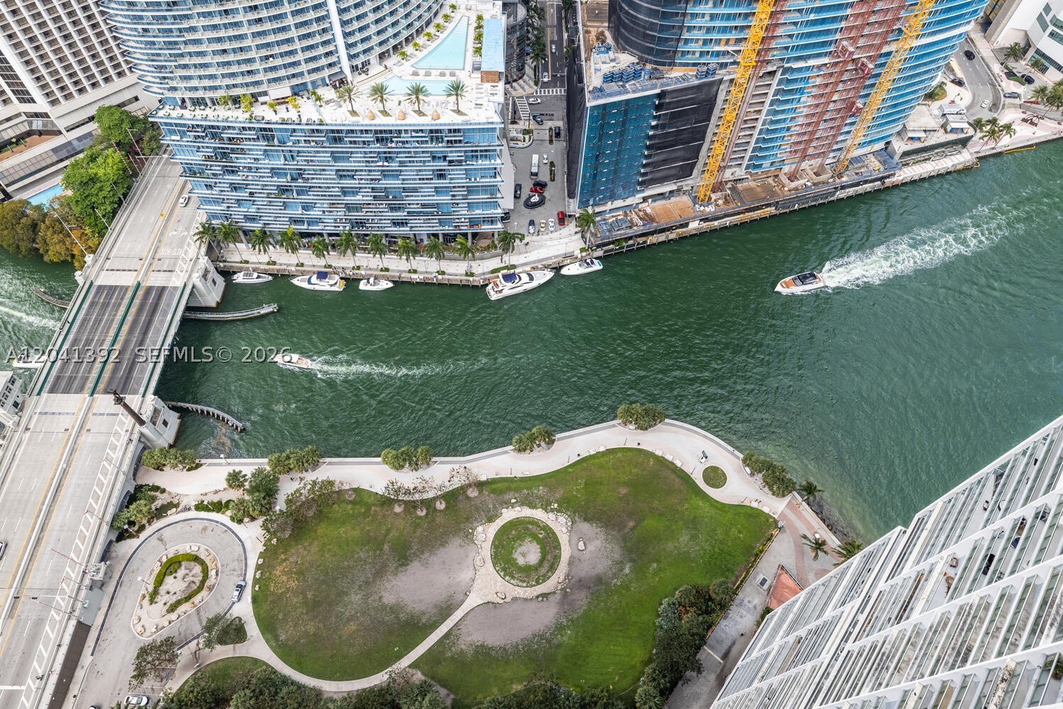 475 Brickell Ave #4715 Miami, FL 33131