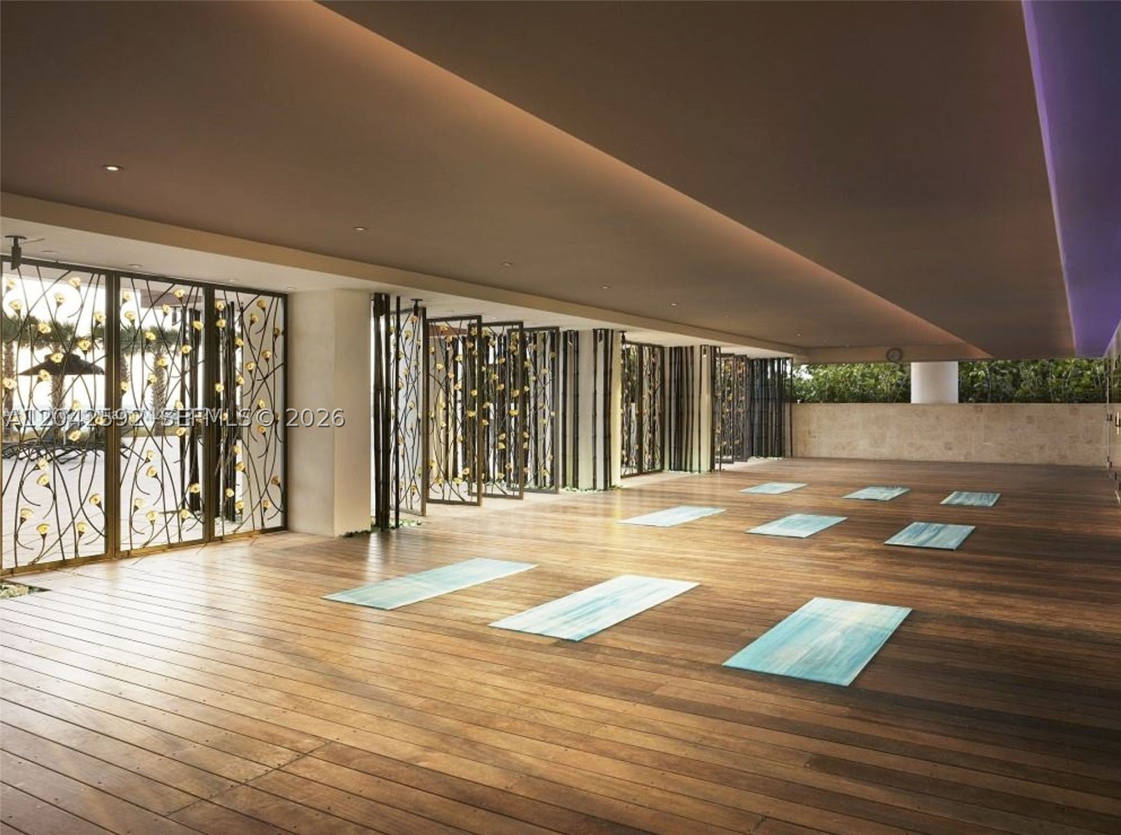 6801 Collins Ave #1101 Miami Beach, FL 33141