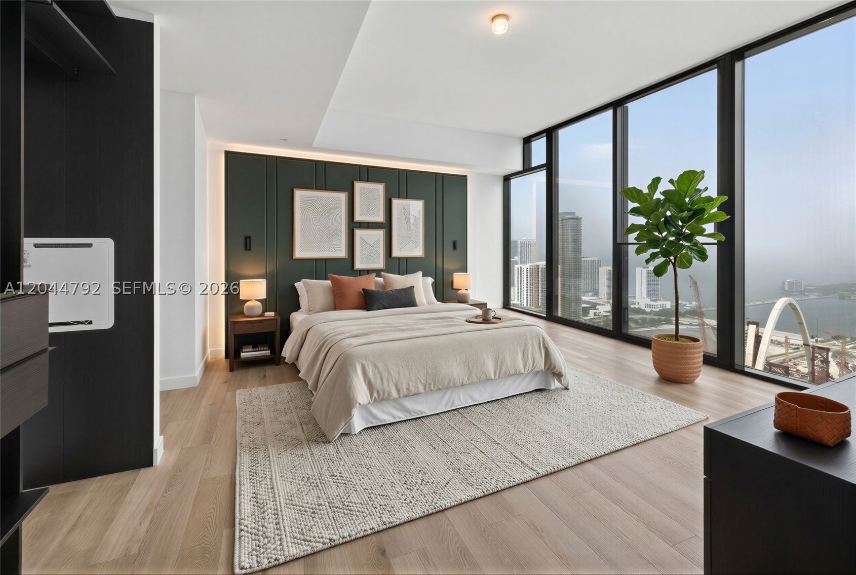 image E11EVEN Hotel & Residences8