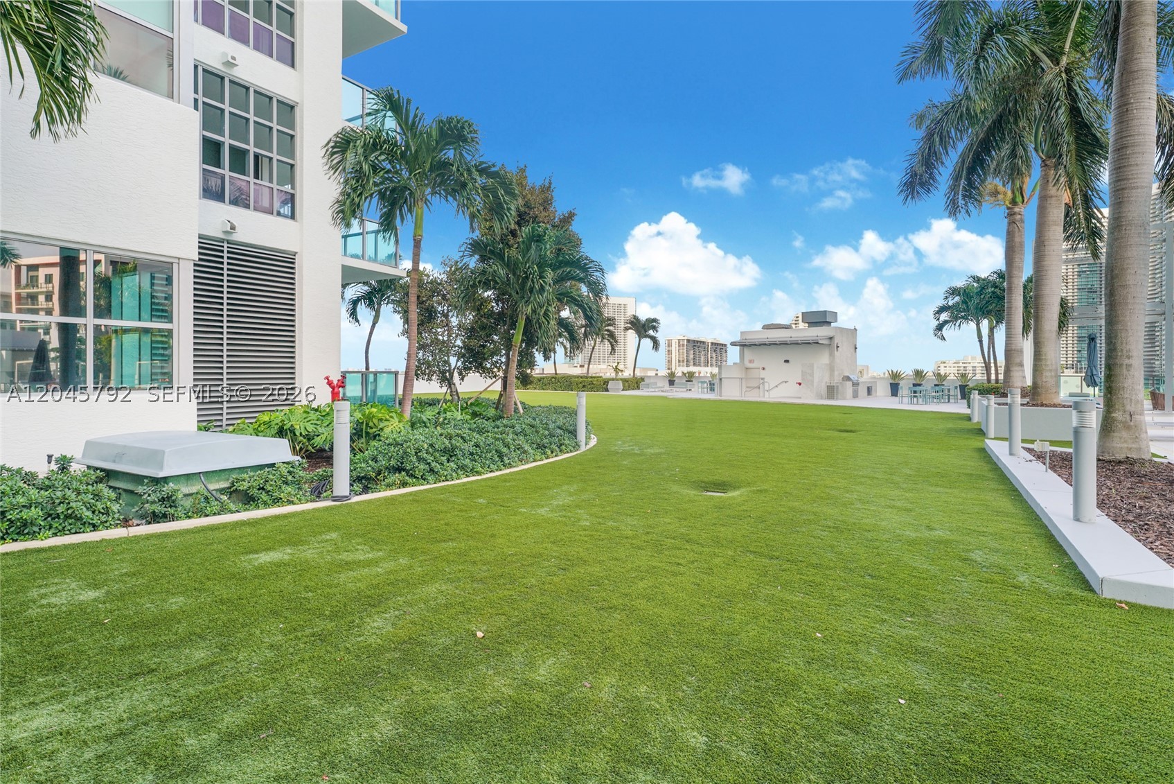 image 4 Midtown27