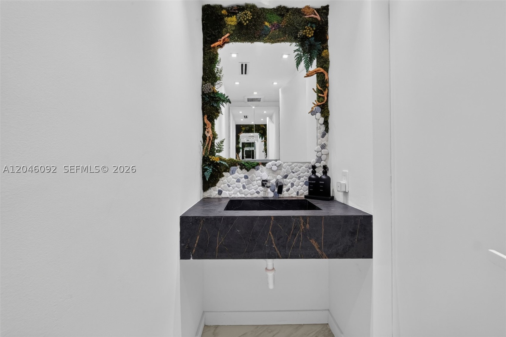 image Roney Palace50