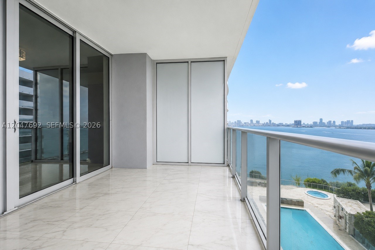 image Aria On The Bay7
