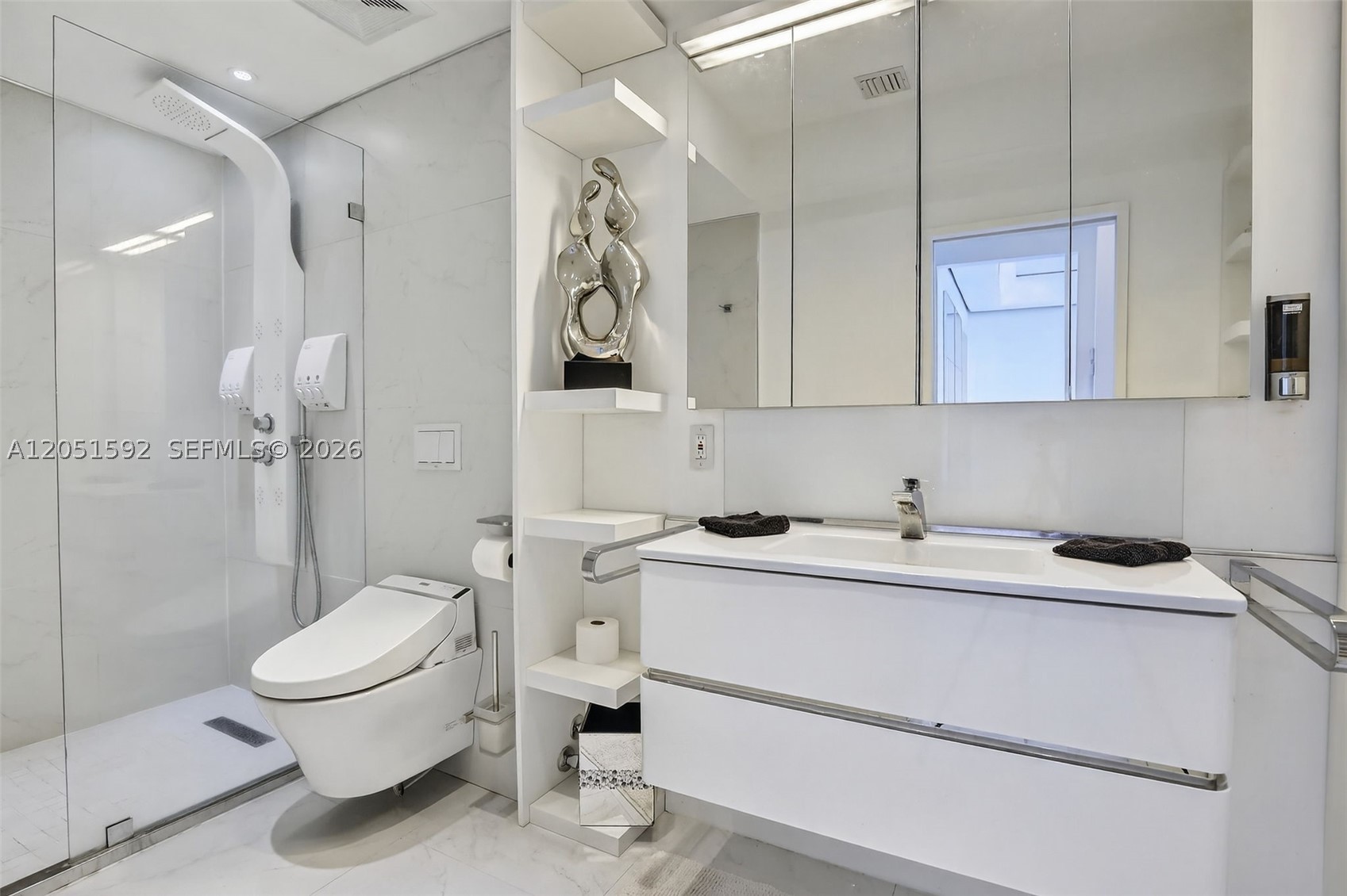 20335 W Country Clb Dr #PH4 Aventura, FL 33180